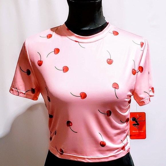 🍒Cherry Print Fitted Crop Tee size L🍒 - Picture 2 of 8